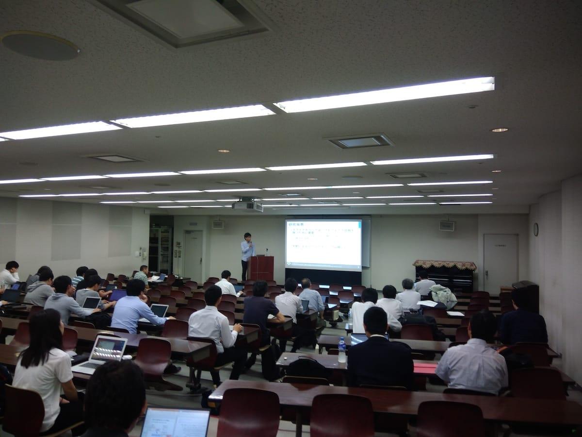 谷門照斗さんは、“<a href="//sdl.ist.osaka-u.ac.jp/pman/pman3.cgi?D=552" className="not-prose underline text-lime-500 hover:text-red-600">自動プログラム修正手法を用いた自動リファクタリングツールの試作</a>”というタイトルで発表しました。